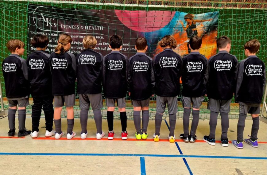 E1 mit neuen Trainingsjacken